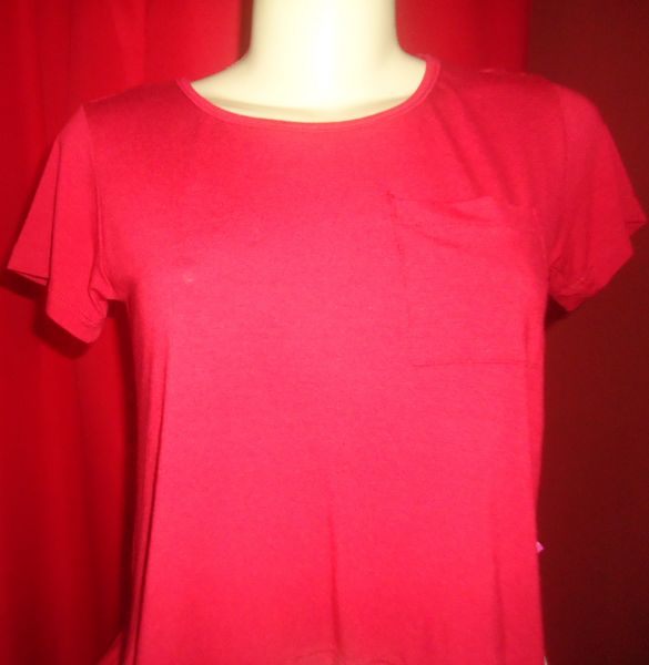 Blusa Lisa Com Bolso